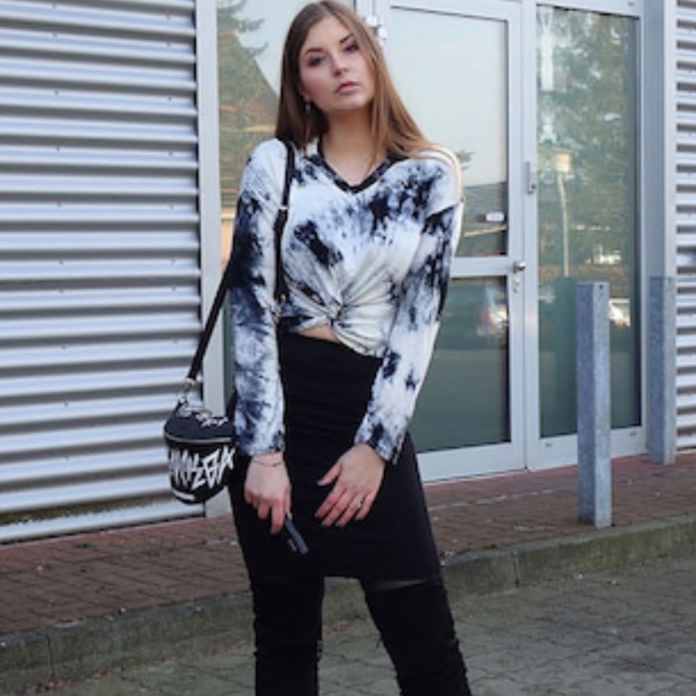 Marble Long Sleeve top